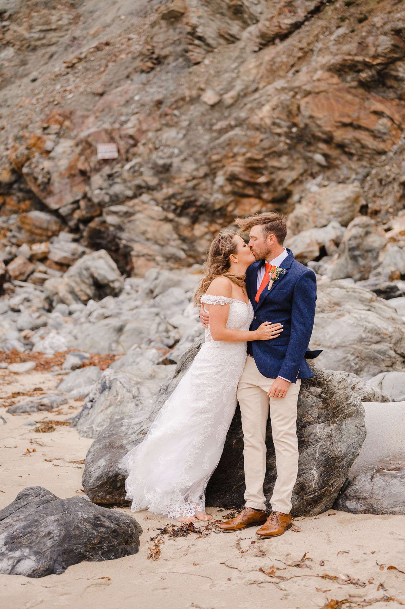 Driftwood Spars | Cornwall Wedding Photography | Trevaunance Cove