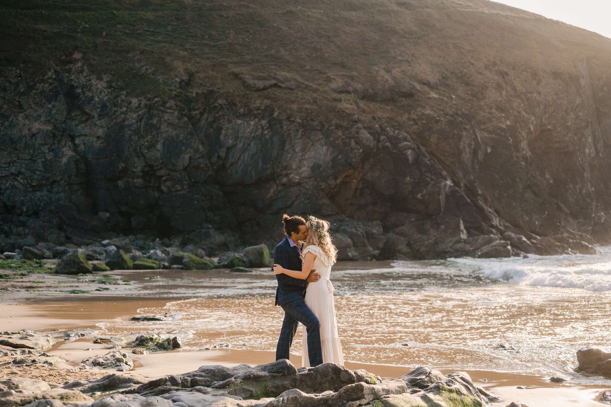 Best Places To Elope In Cornwall | Cornwall Wedding Photographer | Bride and Groom On Beach in Cornwall At Sunset