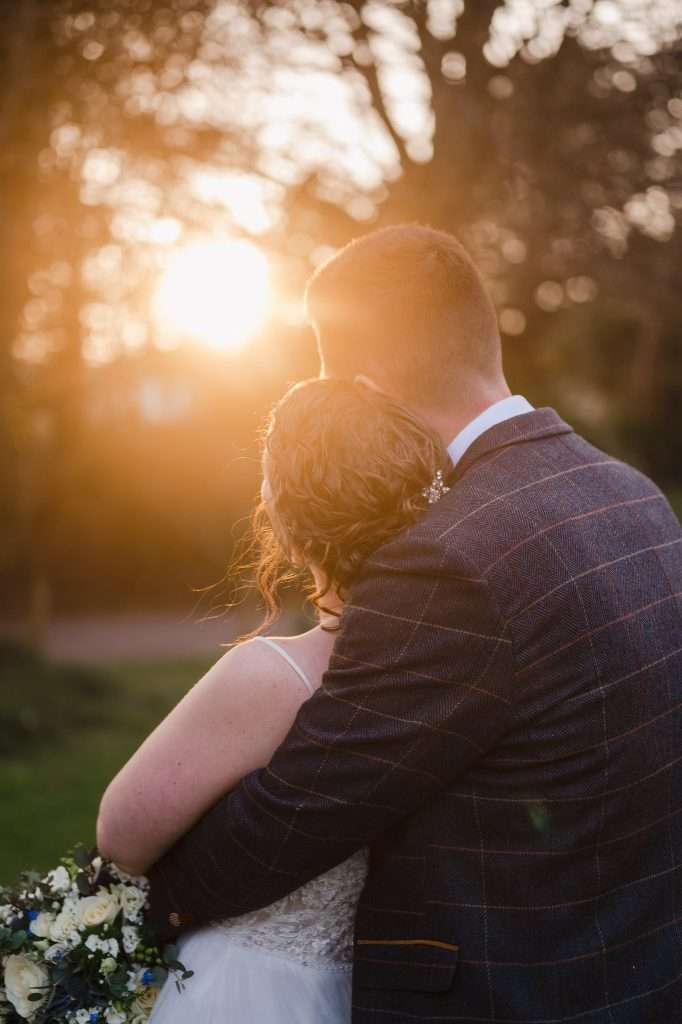 4 Wedding Planning Tips To Organise Your Dream Wedding With Ease | Cornwall Wedding Photographer | The Alverton