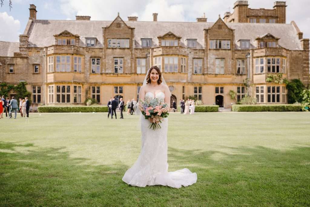 Wedding Photographer: How To Choose The Right One For You? | Cornwall Wedding Photographer | Cornwall Elopement Photographer | Minterne House